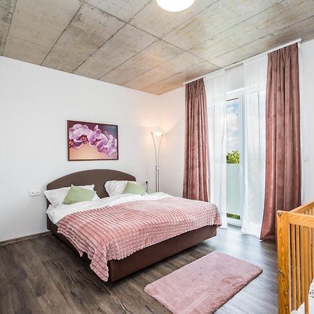 Apartamento Perla Hradce 401 Hradec Králové Exterior foto