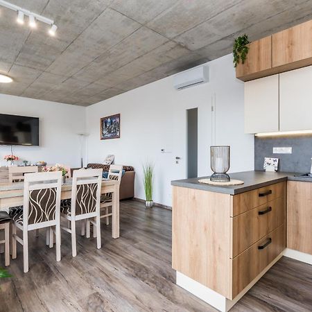Apartamento Perla Hradce 401 Hradec Králové Exterior foto