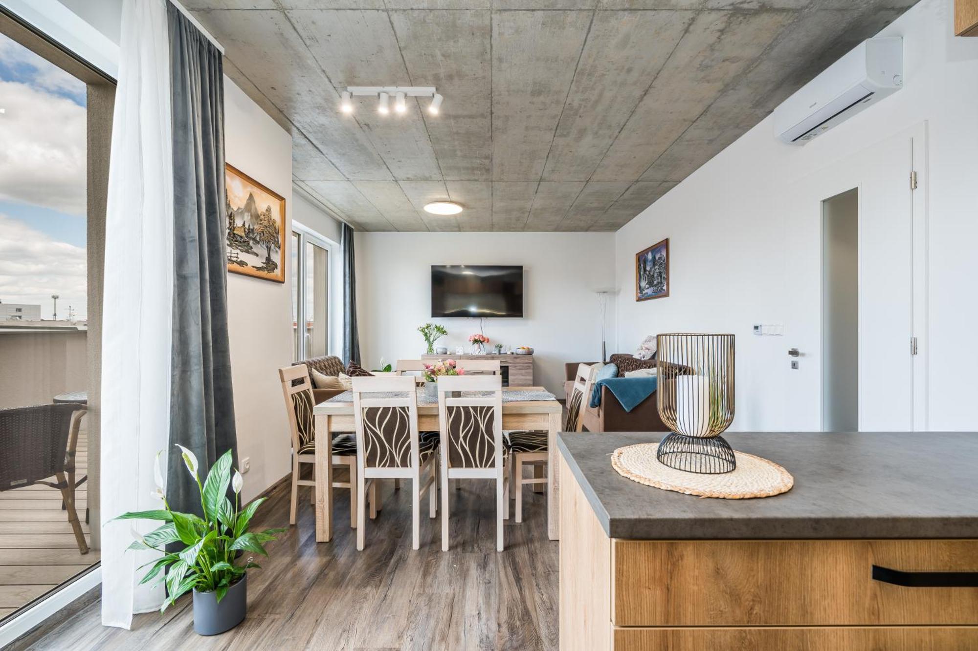 Apartamento Perla Hradce 401 Hradec Králové Exterior foto